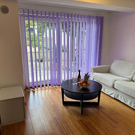 Ribarska Koliba - Stella Adria Villa Pula Exterior foto